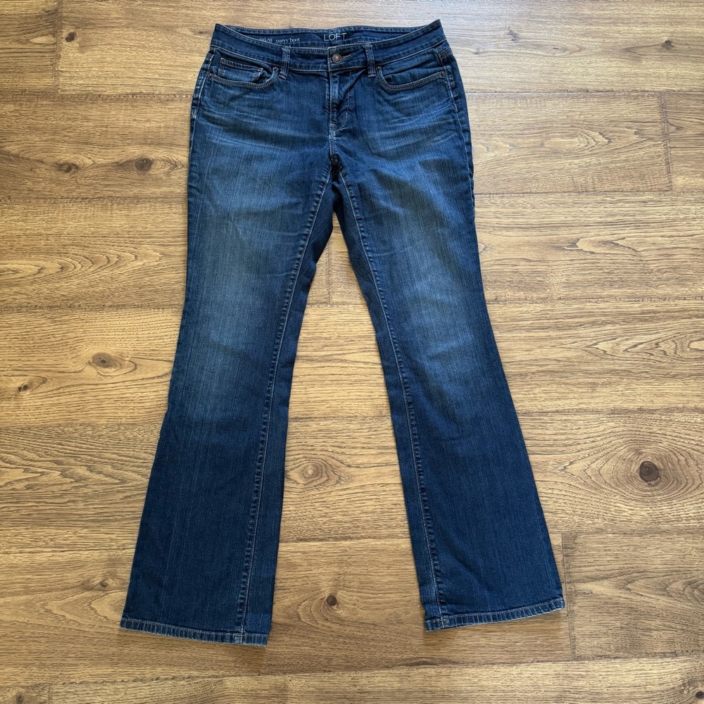 LOFT Curvy Bootcut Jeans 29/8